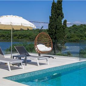 3 bedroom villa with pool & sea view, near Acharavi, sleeps 6